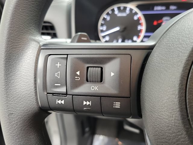 Used 2024 Nissan Rogue SV AWD/4WD image 22