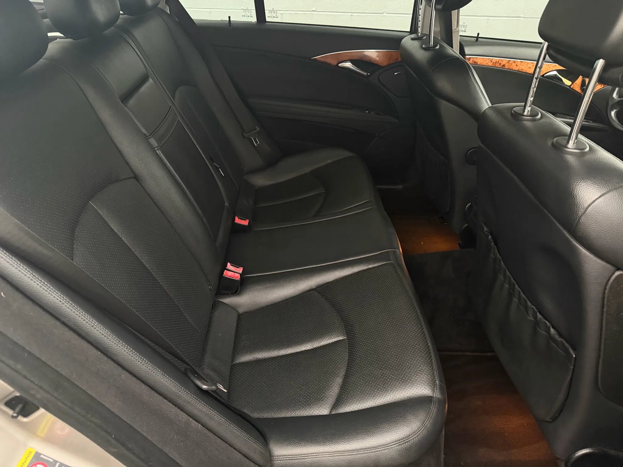 Used 2007 Mercedes-Benz E 350 Sedan image 16