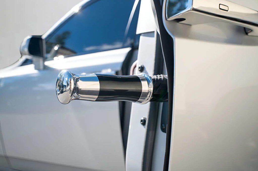 Used 2024 Rolls-Royce Phantom Sedan RWD image 16