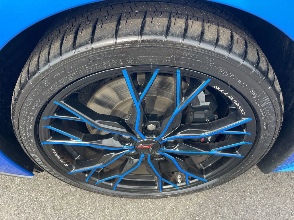 Used 2024 Chevrolet Corvette Stingray Premium Cpe w/ Z51 Performance Package image 32