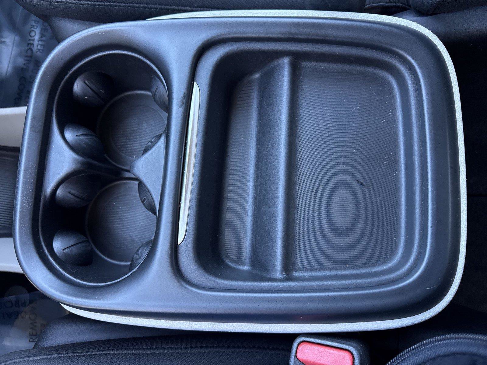 Used 2019 Chrysler Pacifica Touring Plus w/ Advanced Safetytec Group FWD image 39
