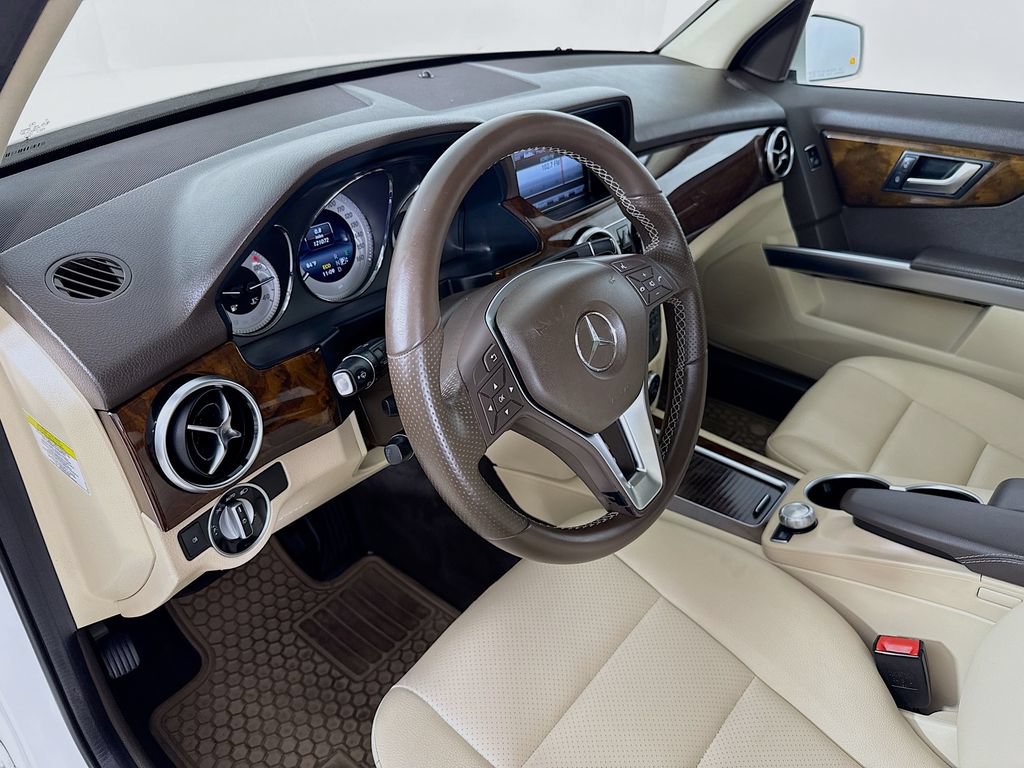 Used 2014 Mercedes-Benz GLK 350 4MATIC image 10