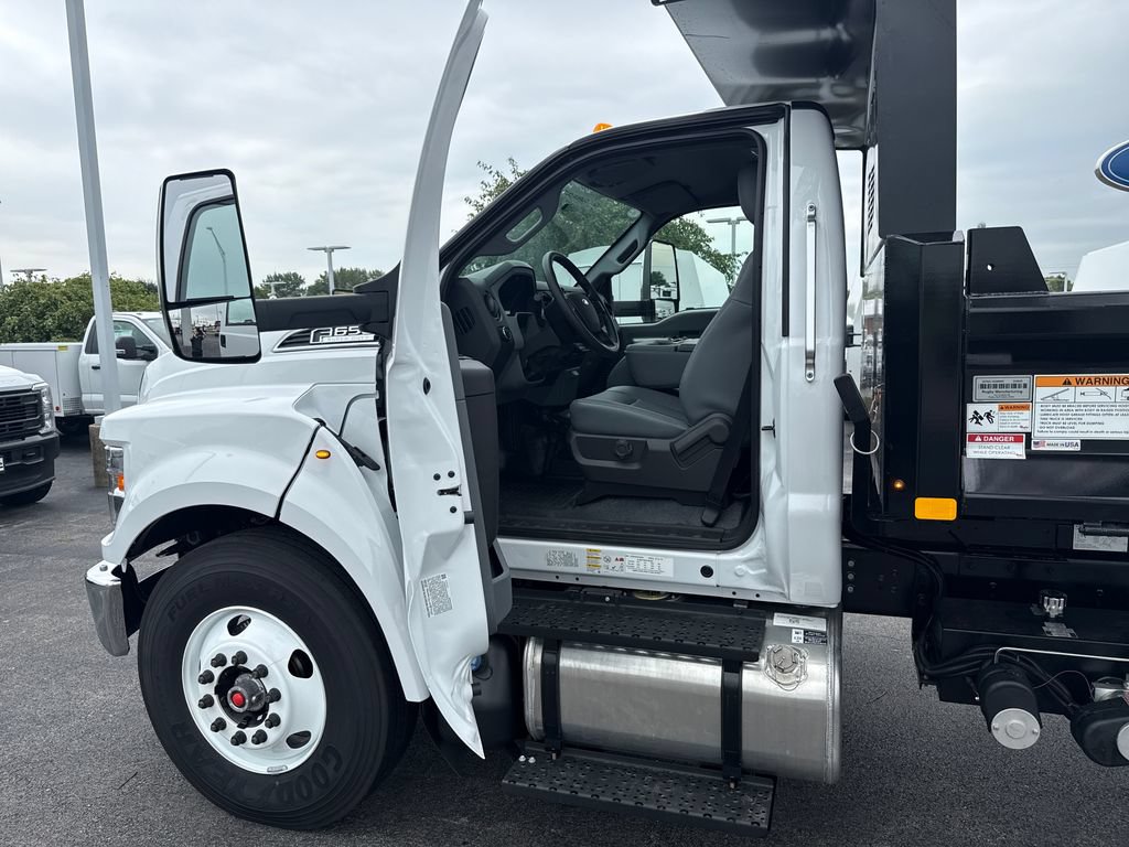 New 2027 Ford F650 2WD Regular Cab Super Duty image 15