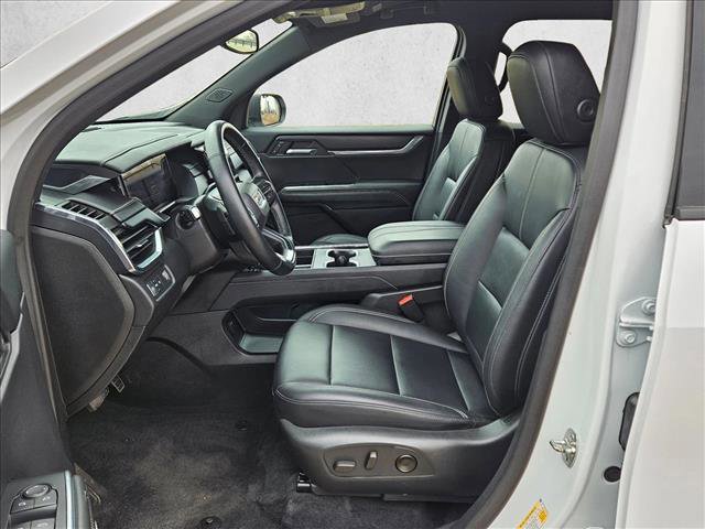 Used 2024 GMC Acadia Elevation image 16