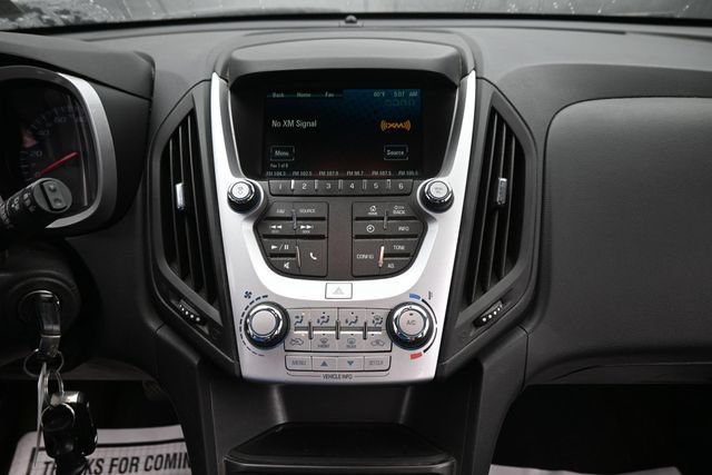 Used 2016 Chevrolet Equinox LS FWD image 16