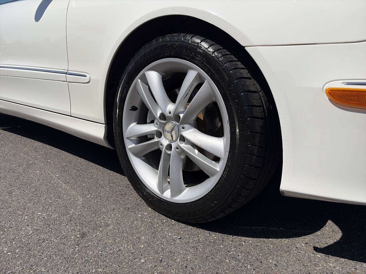 Used 2006 Mercedes-Benz CLK 350 Coupe image 12