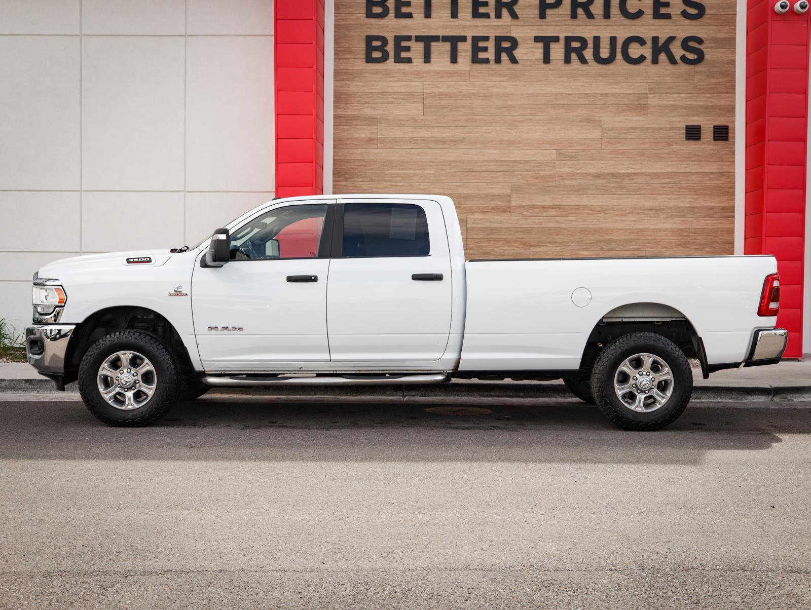 Used 2024 RAM 3500 Big Horn w/ Safety Group AWD/4WD image 7