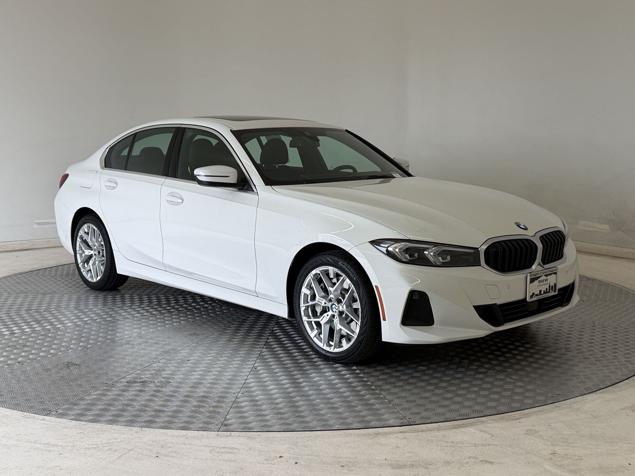 Used 2026 BMW 330i xDrive Sedan AWD/4WD image 7