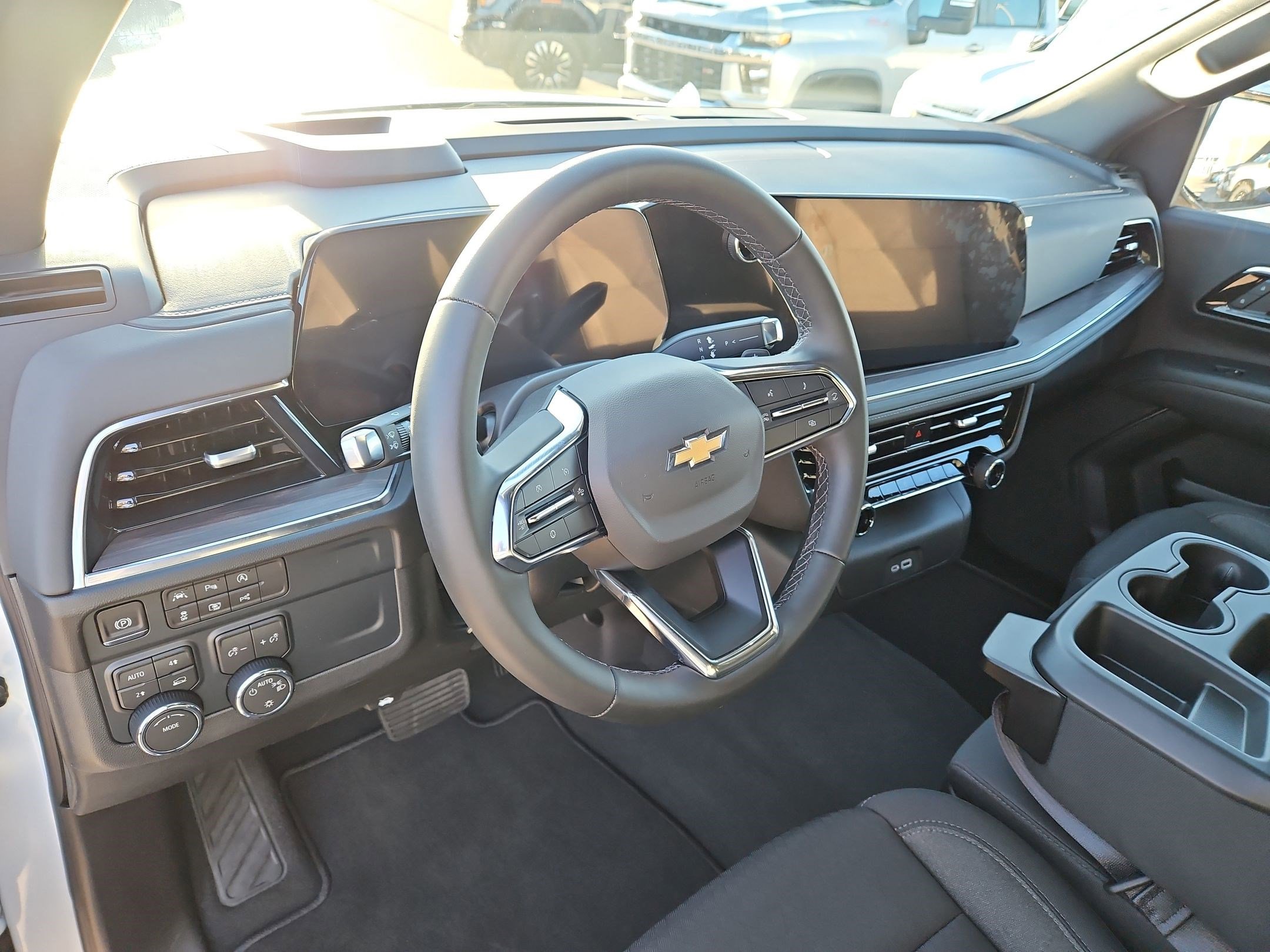 Used 2026 Chevrolet Tahoe LS AWD/4WD image 14