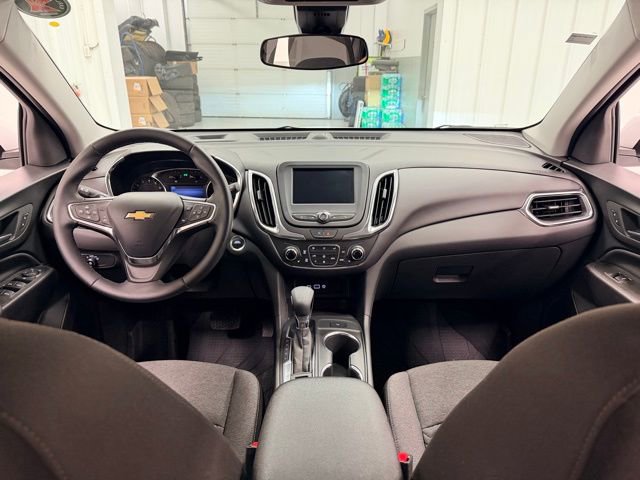 Certified 2024 Chevrolet Equinox LT w/ LPO, Floor Liner Package FWD image 18