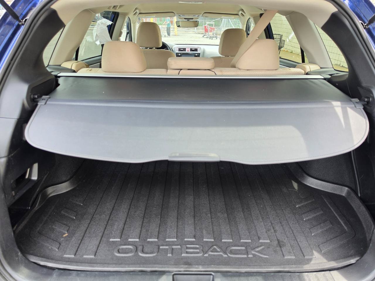 Used 2017 Subaru Outback 2.5i Premium AWD/4WD image 8