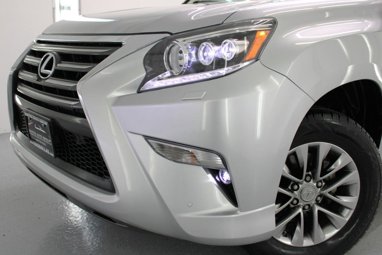 Used 2018 Lexus GX 460 Luxury w/ Preferred Accessory Package image 20