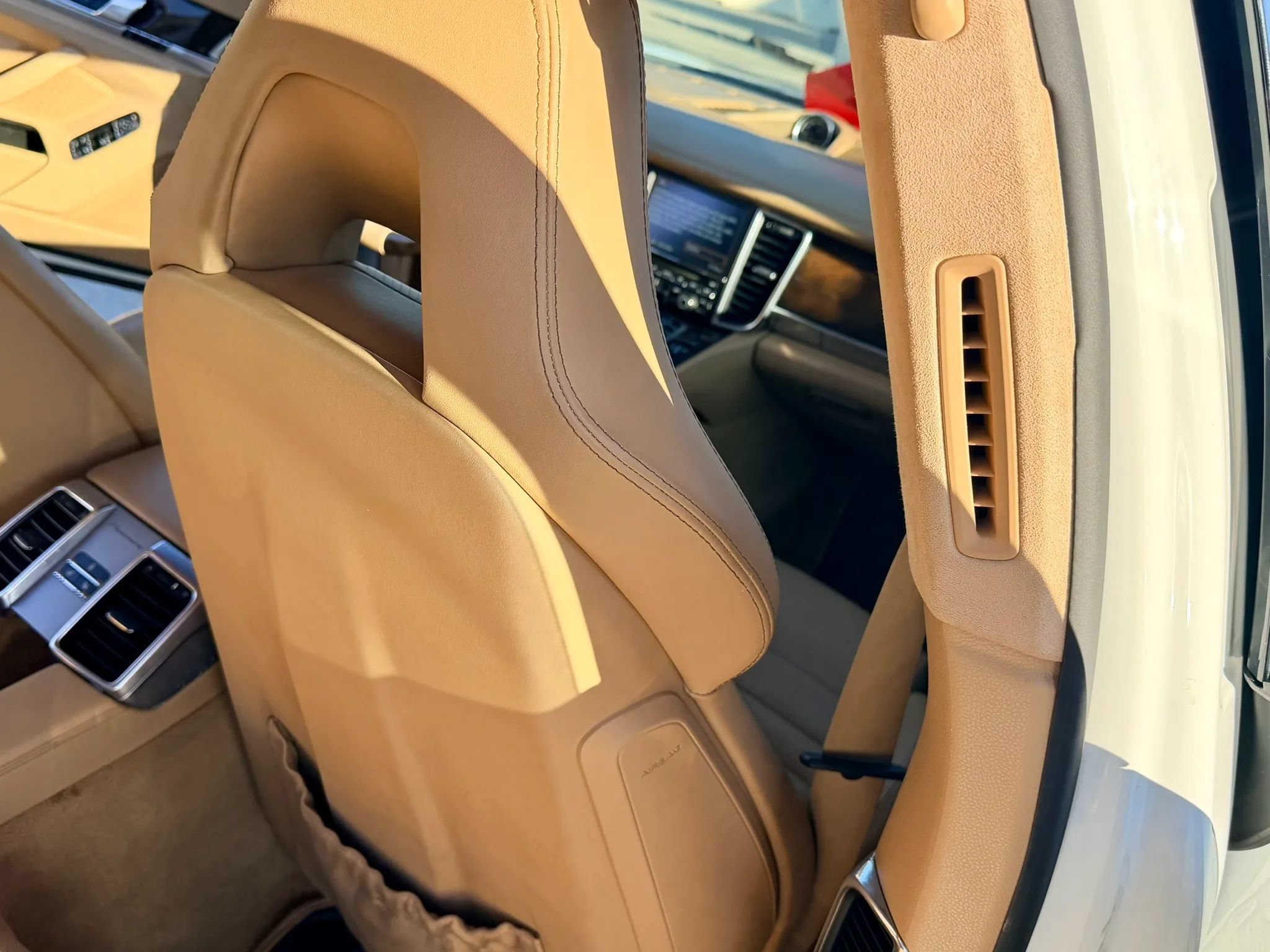 Used 2015 Porsche Panamera GTS AWD/4WD image 30