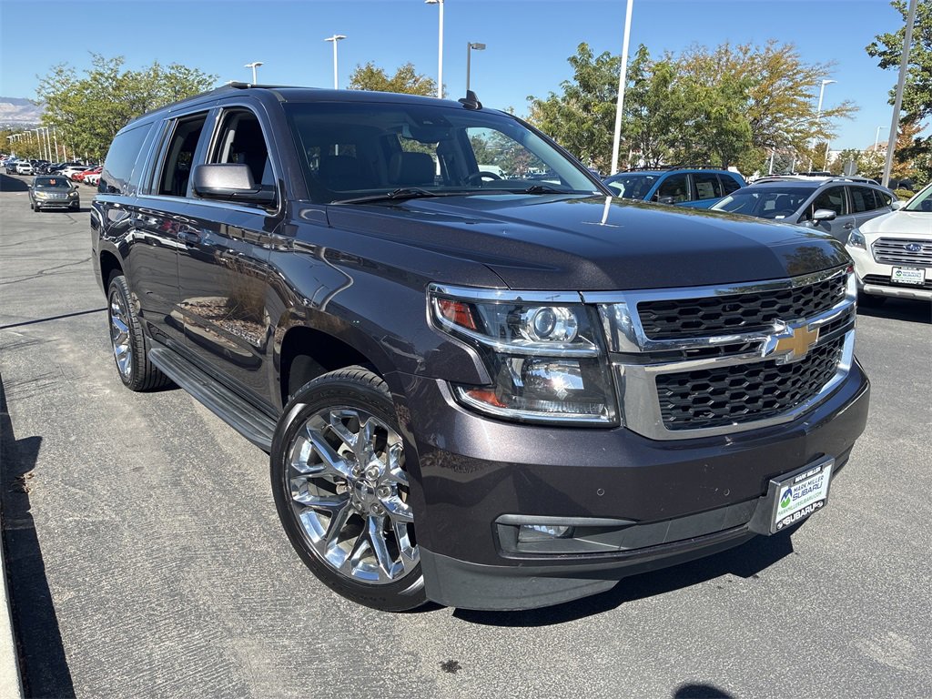 Used 2018 Chevrolet Suburban LT w/ Luxury Package