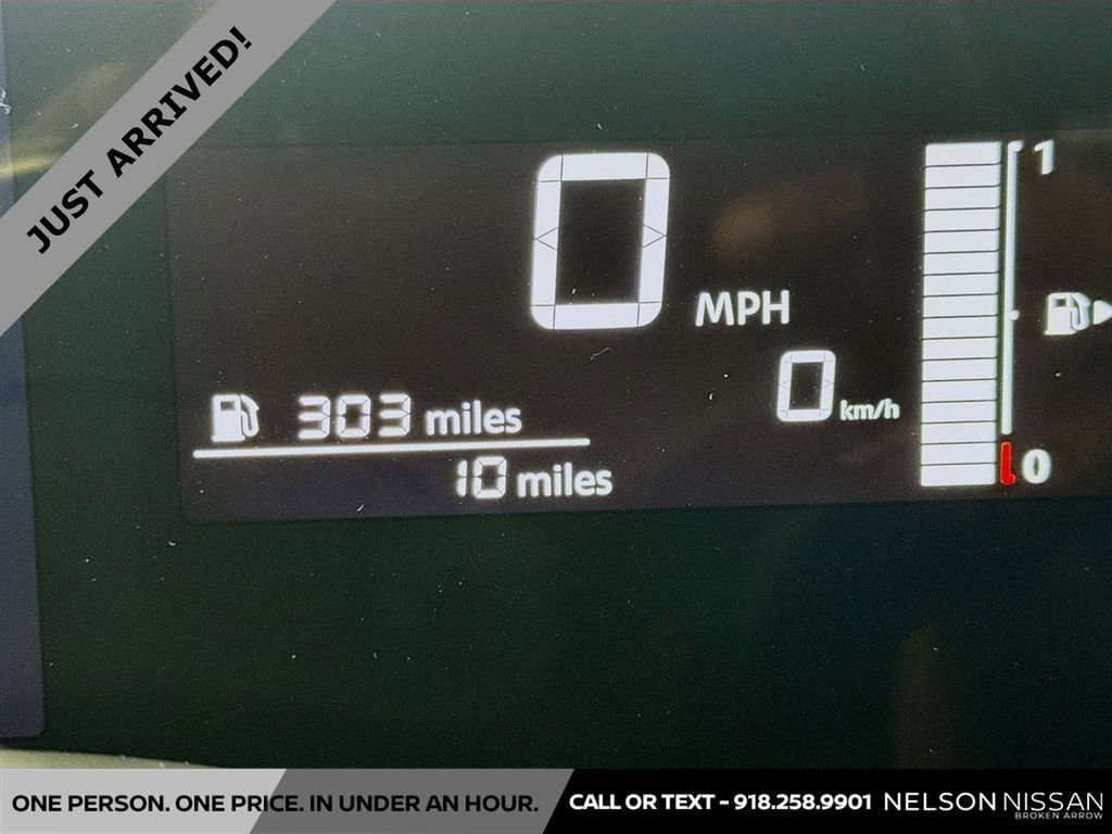 Certified 2025 Nissan Kicks SV image 11