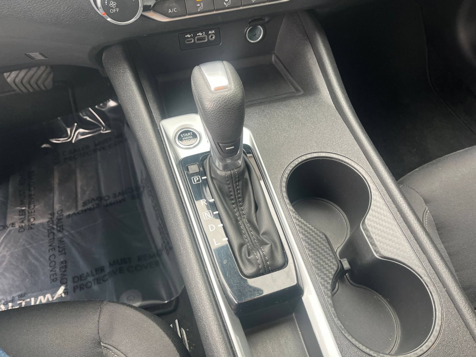Used 2025 Nissan Altima 2.5 SV FWD image 41