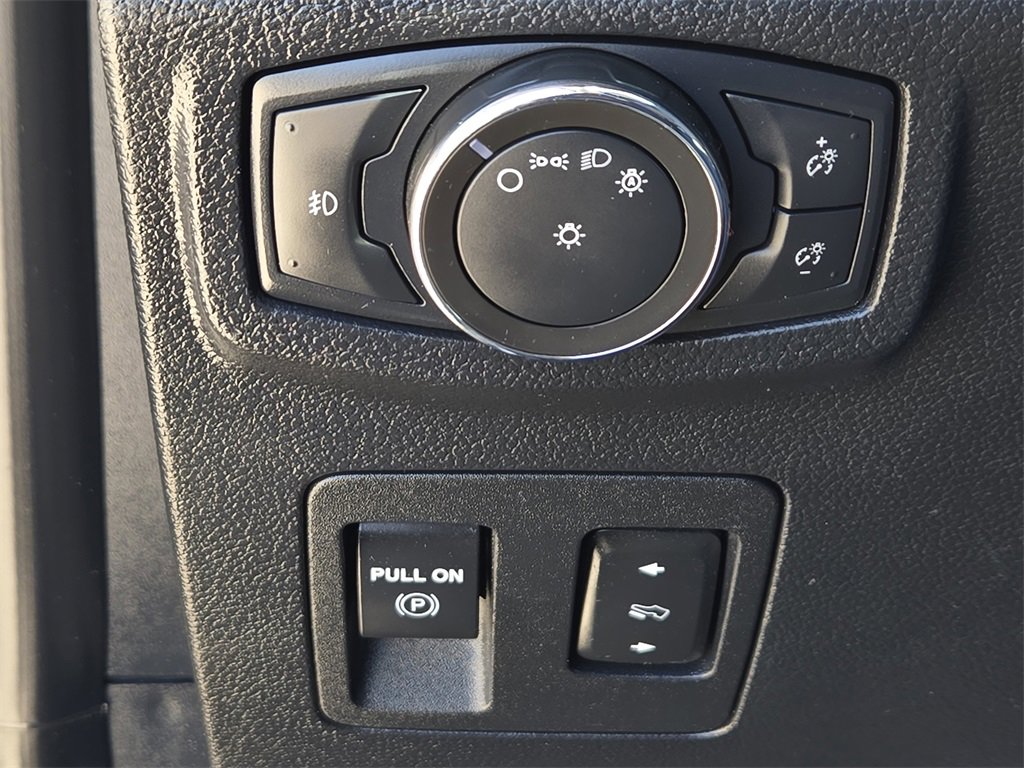 Used 2021 Ford Expedition Platinum image 24