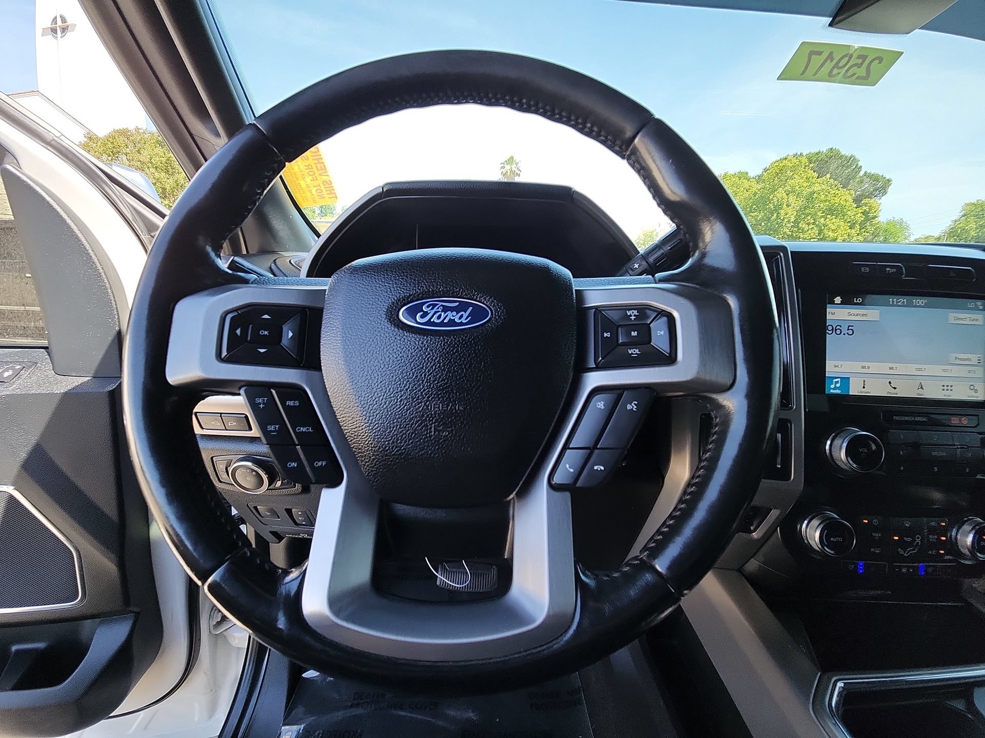 Used 2019 Ford F250 Platinum AWD/4WD image 11