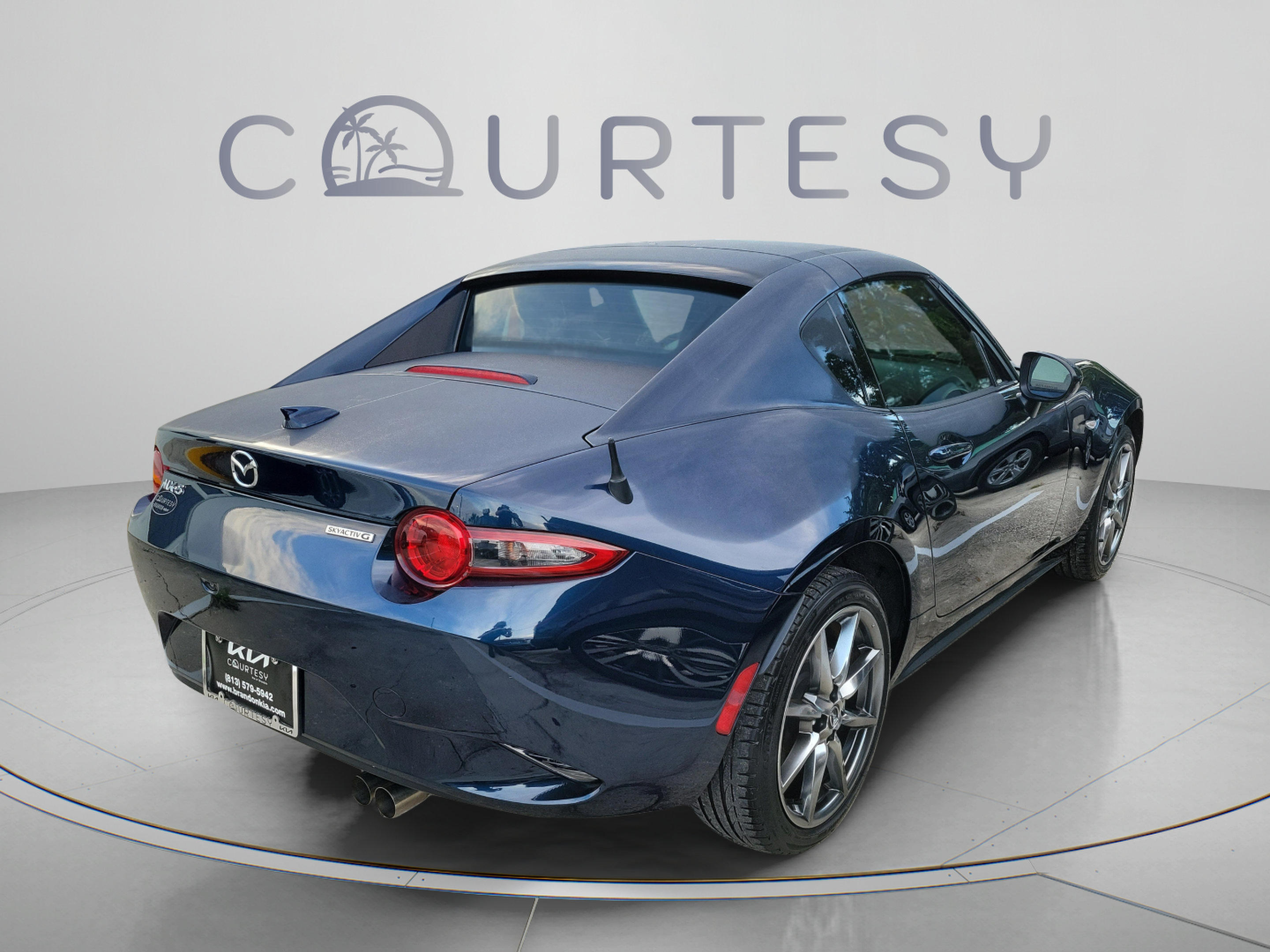Used 2021 MAZDA MX-5 Miata RF Grand Touring RWD image 5
