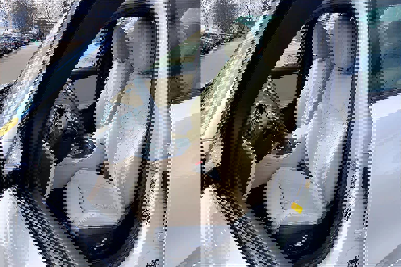 Certified 2023 BMW 330i xDrive Sedan w/ Premium Package image 7