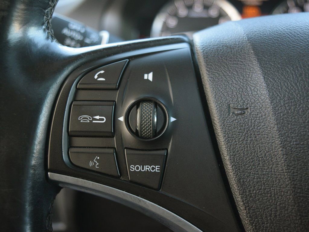 Used 2018 Acura MDX SH-AWD image 19