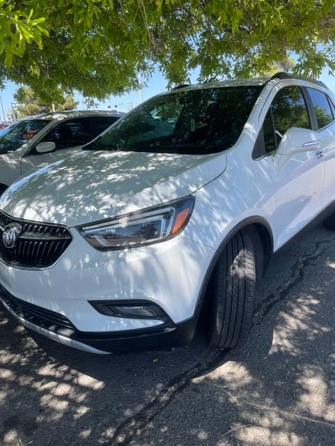 Used 2020 Buick Encore Essence FWD image 4