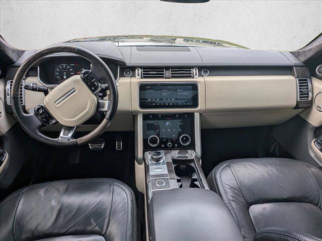 Used 2018 Land Rover Range Rover Autobiography image 16