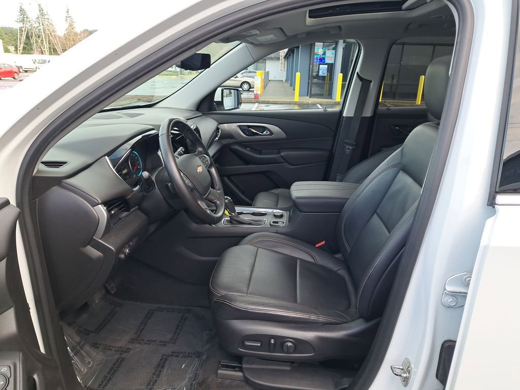 Used 2019 Chevrolet Traverse LT w/ LT Premium Package image 13