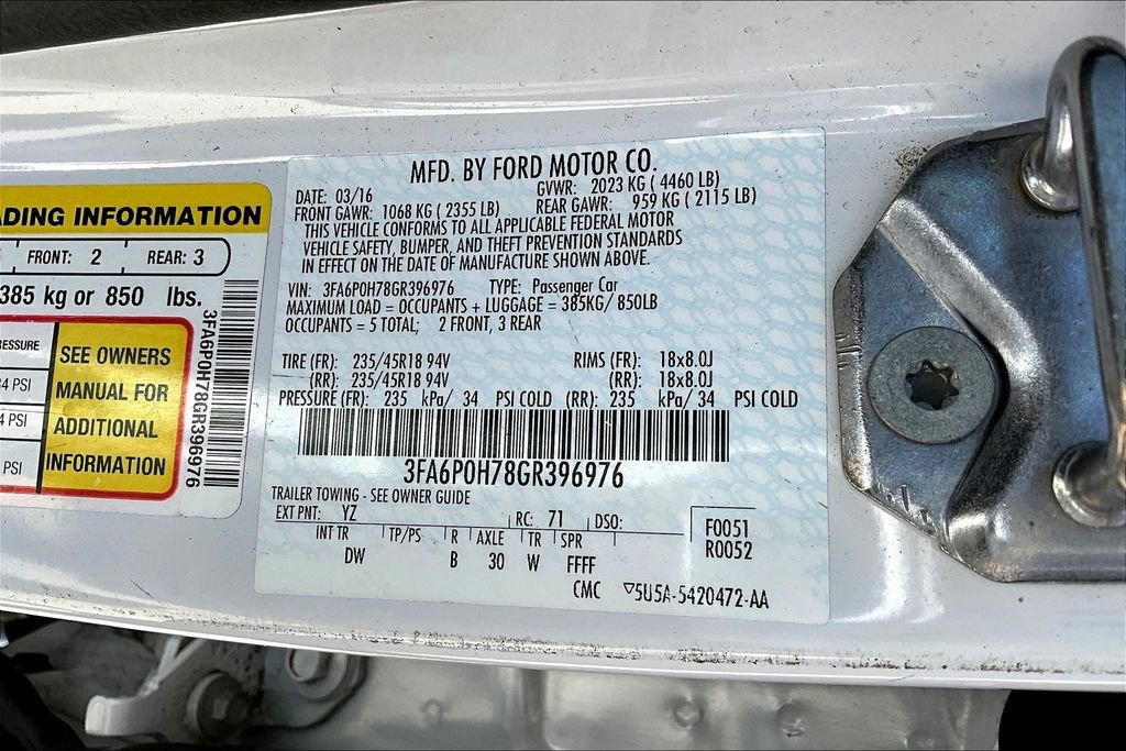 Used 2016 Ford Fusion SE image 33