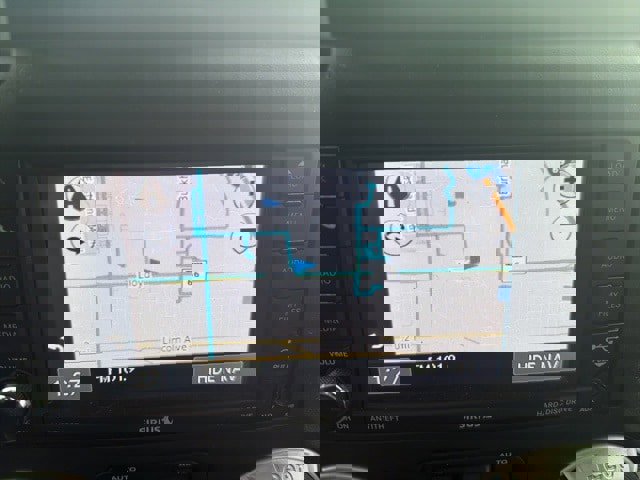 Used 2018 Jeep Wrangler Unlimited Sahara image 14