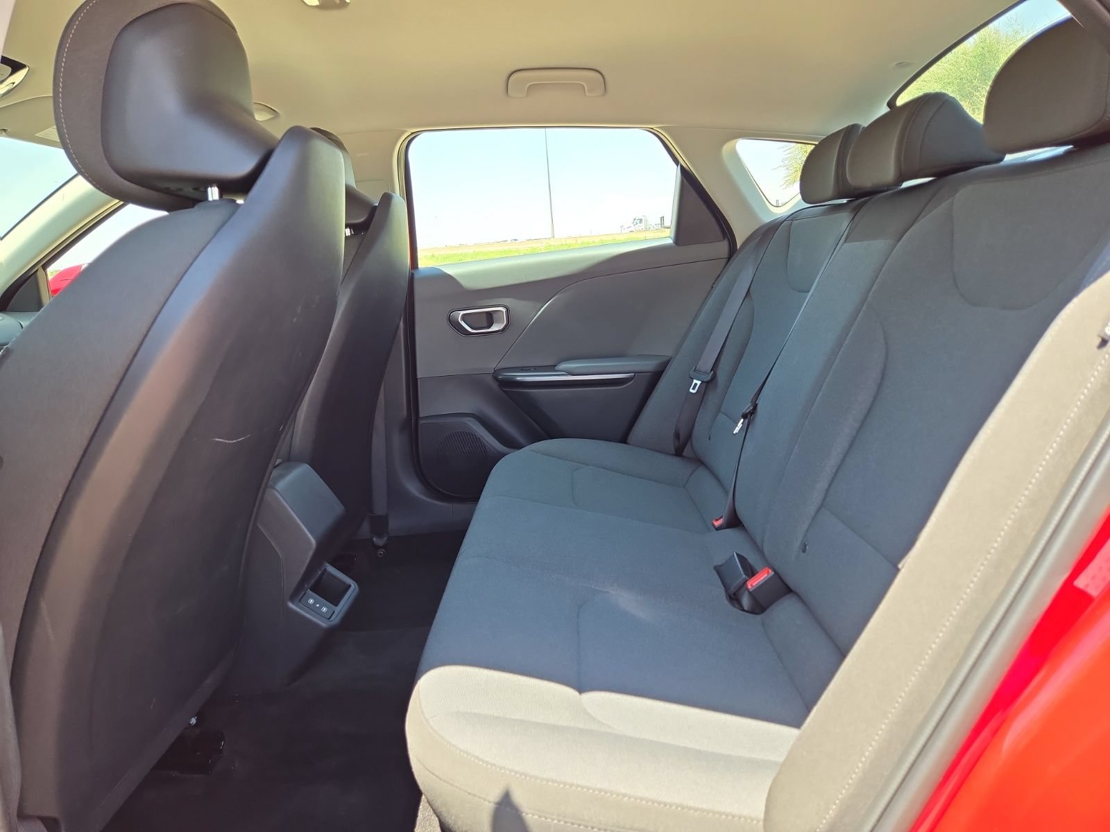 Used 2025 Kia K4 FWD image 14