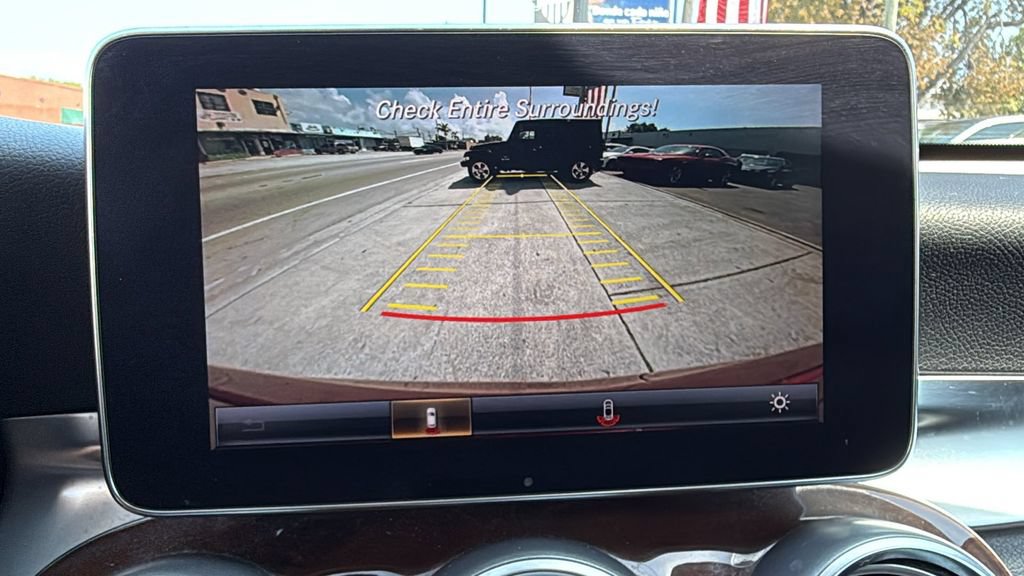 Used 2017 Mercedes-Benz GLC 300 4MATIC Coupe image 38