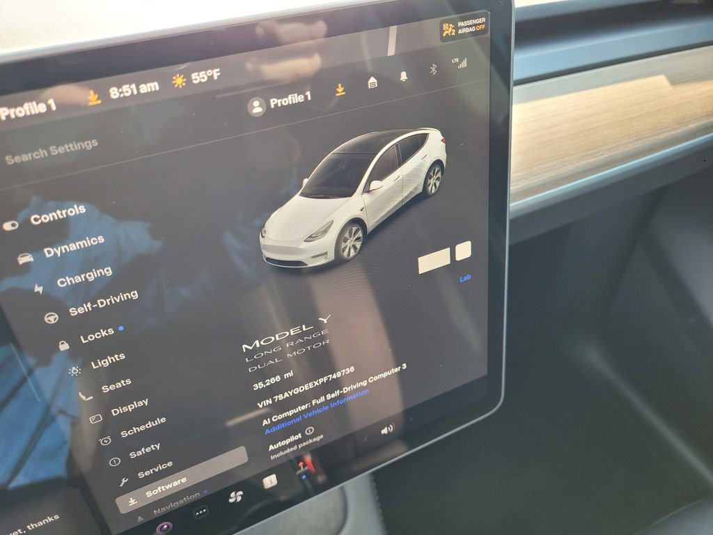 Used 2023 Tesla Model Y Long Range AWD/4WD image 16