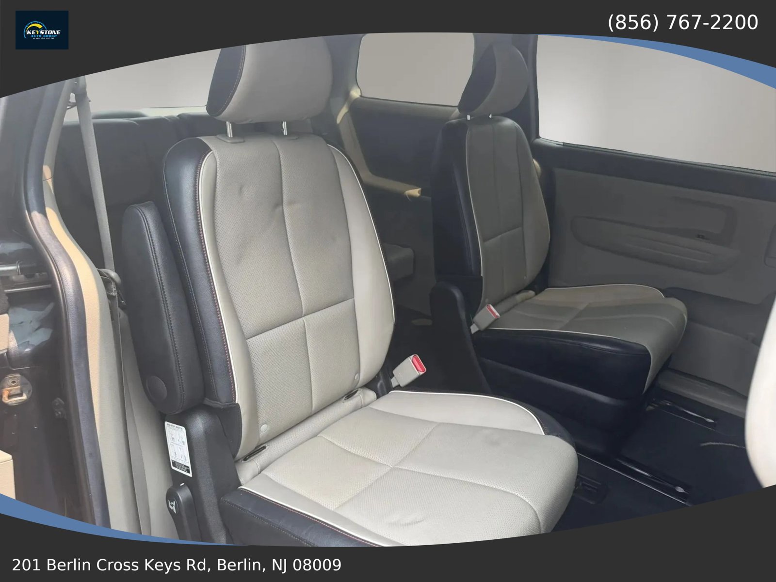 Used 2021 Kia Sedona EX FWD image 15