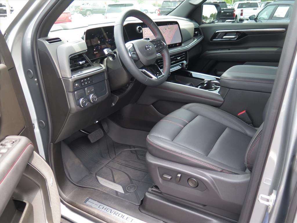 Used 2025 Chevrolet Tahoe RST w/ Comfort Package RWD image 11