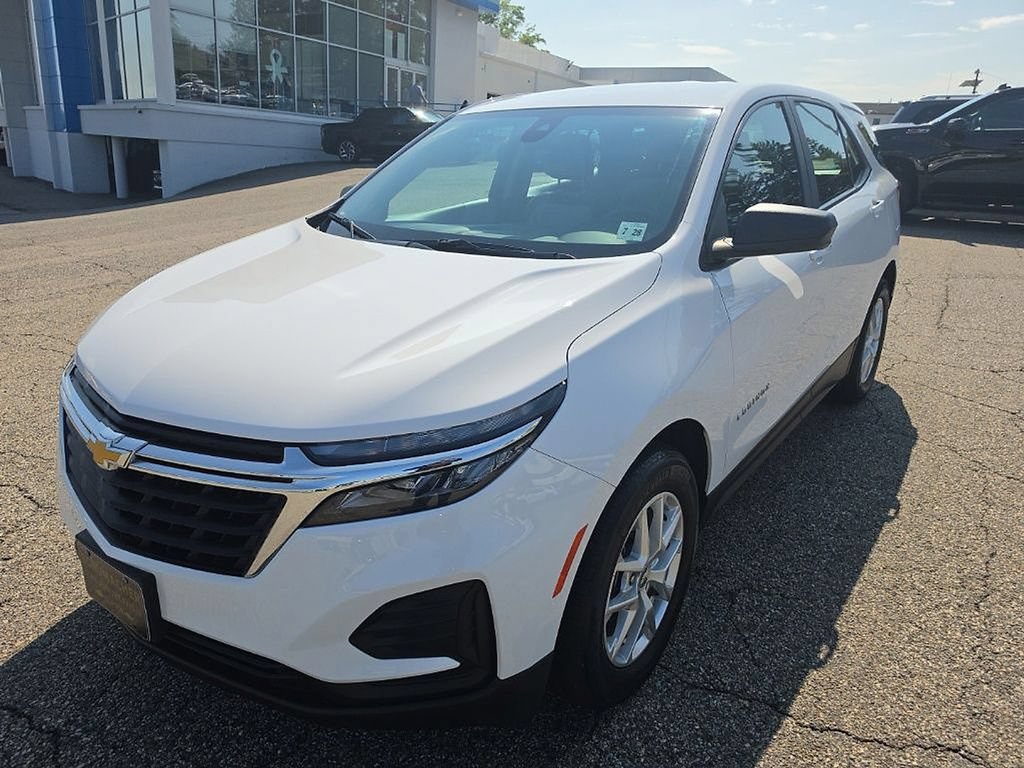 Used 2023 Chevrolet Equinox LS FWD image 8