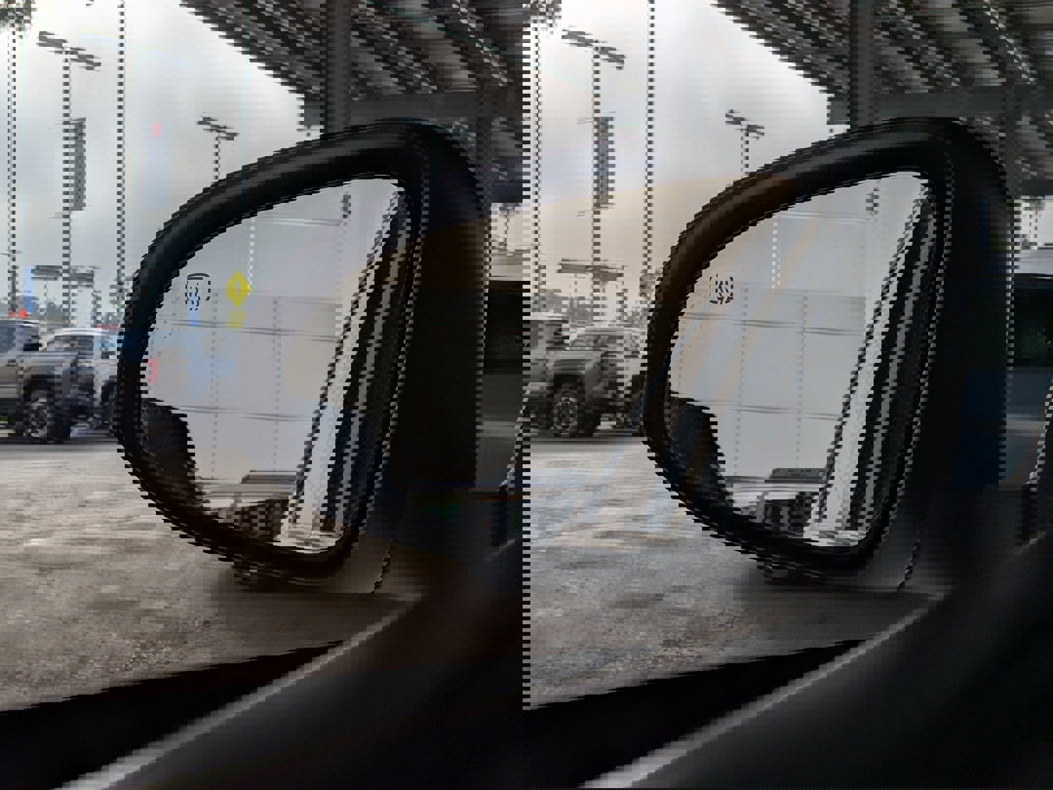 Used 2016 Toyota Corolla S image 25