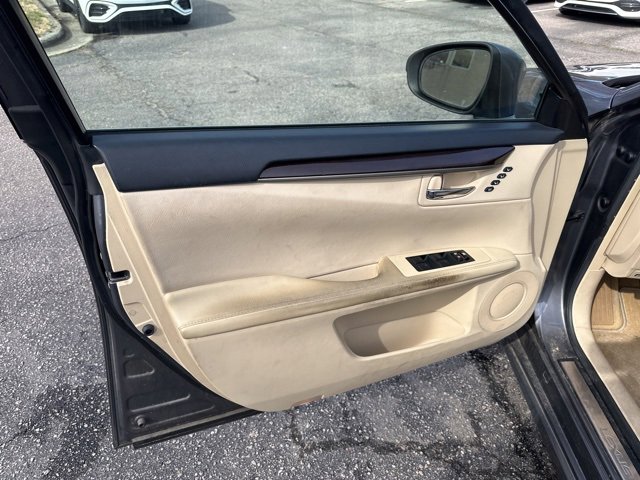 Used 2013 Lexus ES 350 w/ Luxury Pkg image 13