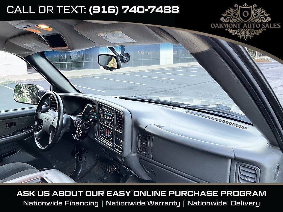 Used 2003 Chevrolet Silverado 2500 LS w/ Snow Plow Prep Package AWD/4WD image 13