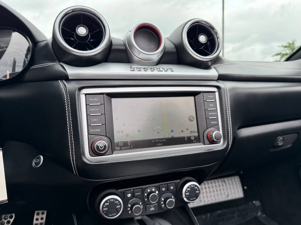 Used 2015 Ferrari California T RWD image 53