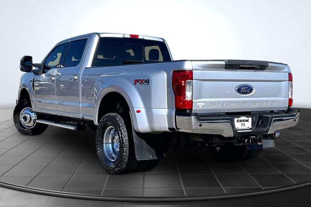 Used 2019 Ford F350 Lariat w/ Lariat Ultimate Package image 2
