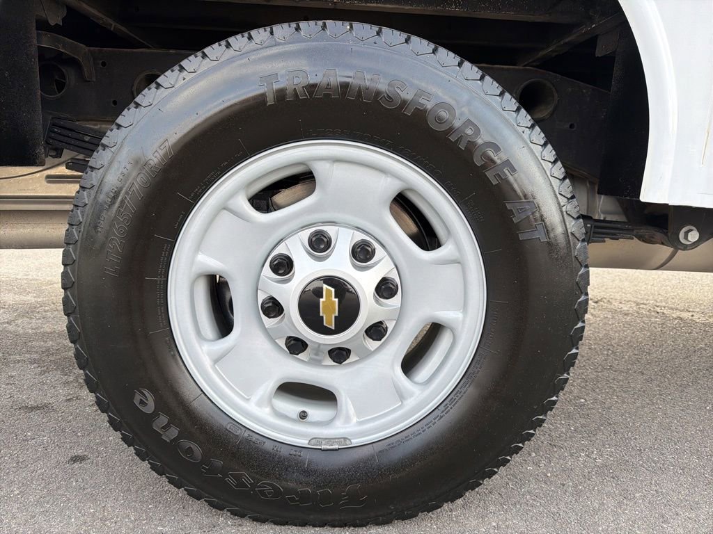 Used 2024 Chevrolet Silverado 2500 W/T w/ WT Convenience Package image 12