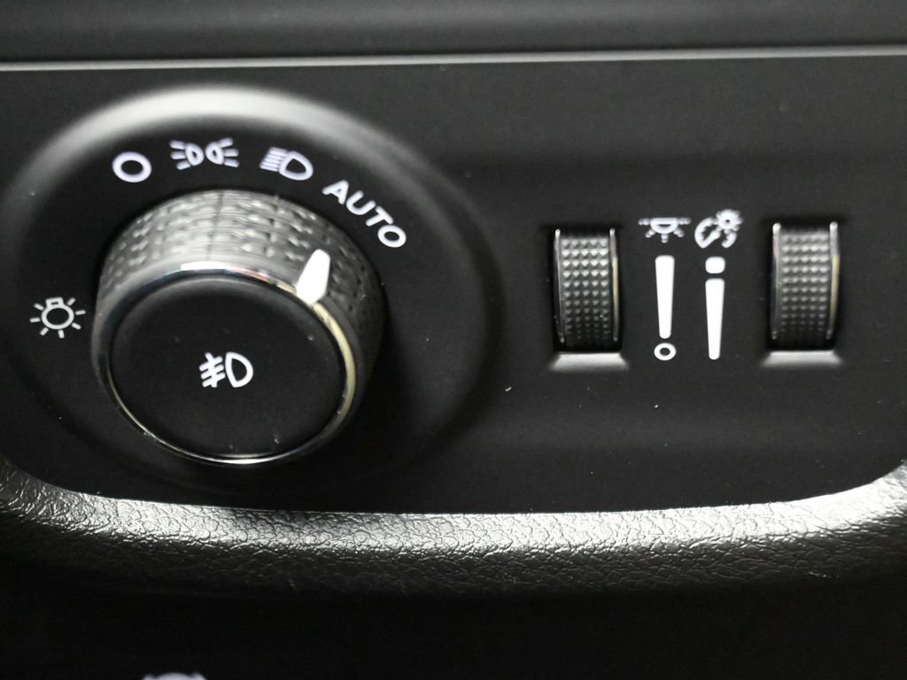 New 2025 Jeep Grand Cherokee Limited image 25