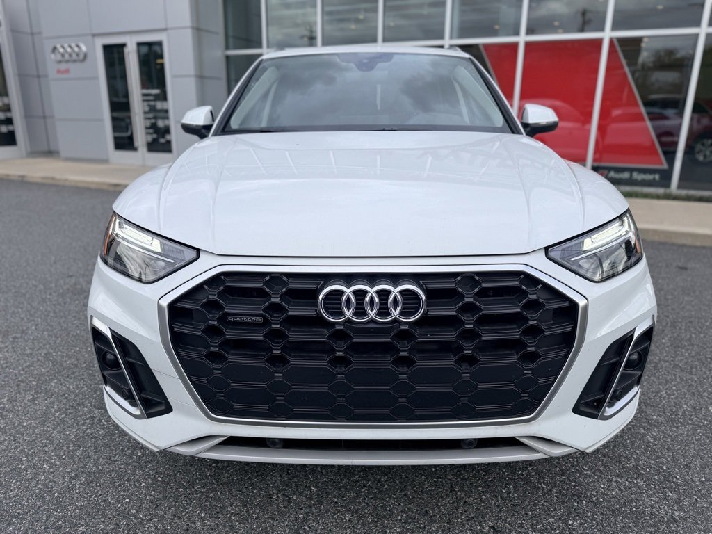 Certified 2025 Audi Q5 2.0T Premium Plus image 9