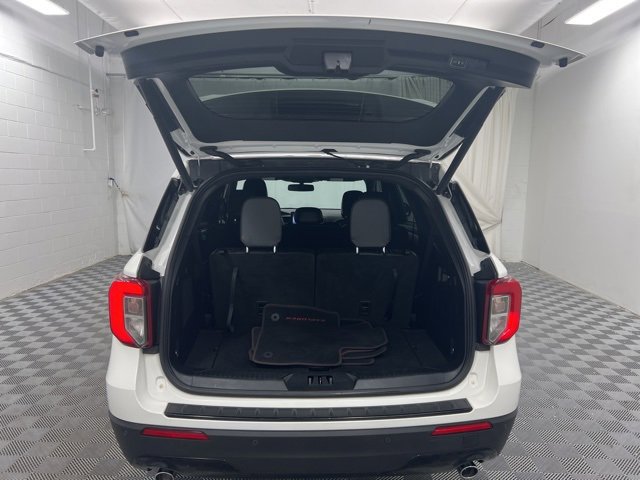 Used 2022 Ford Explorer ST-Line image 8