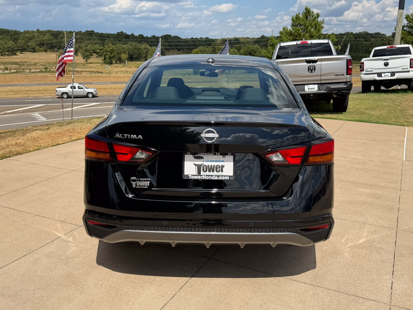Used 2026 Nissan Altima 2.5 SV FWD image 5