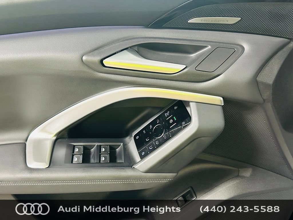 Certified 2025 Audi Q5 Premium Plus w/ Premium Plus AWD/4WD image 24