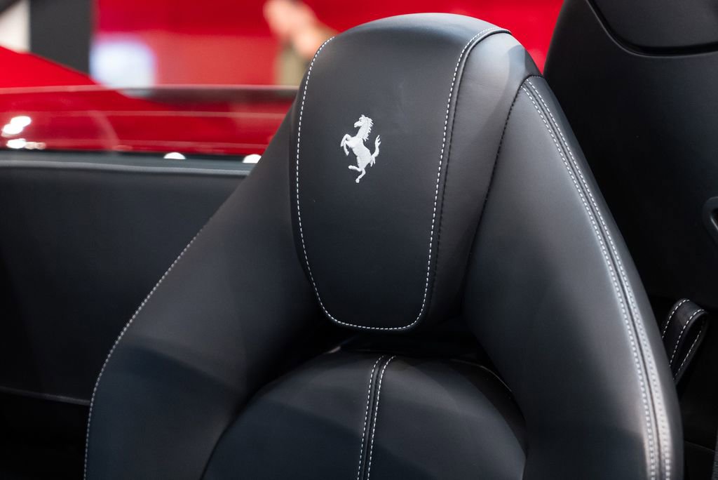 Certified 2023 Ferrari F8 Tributo RWD image 6