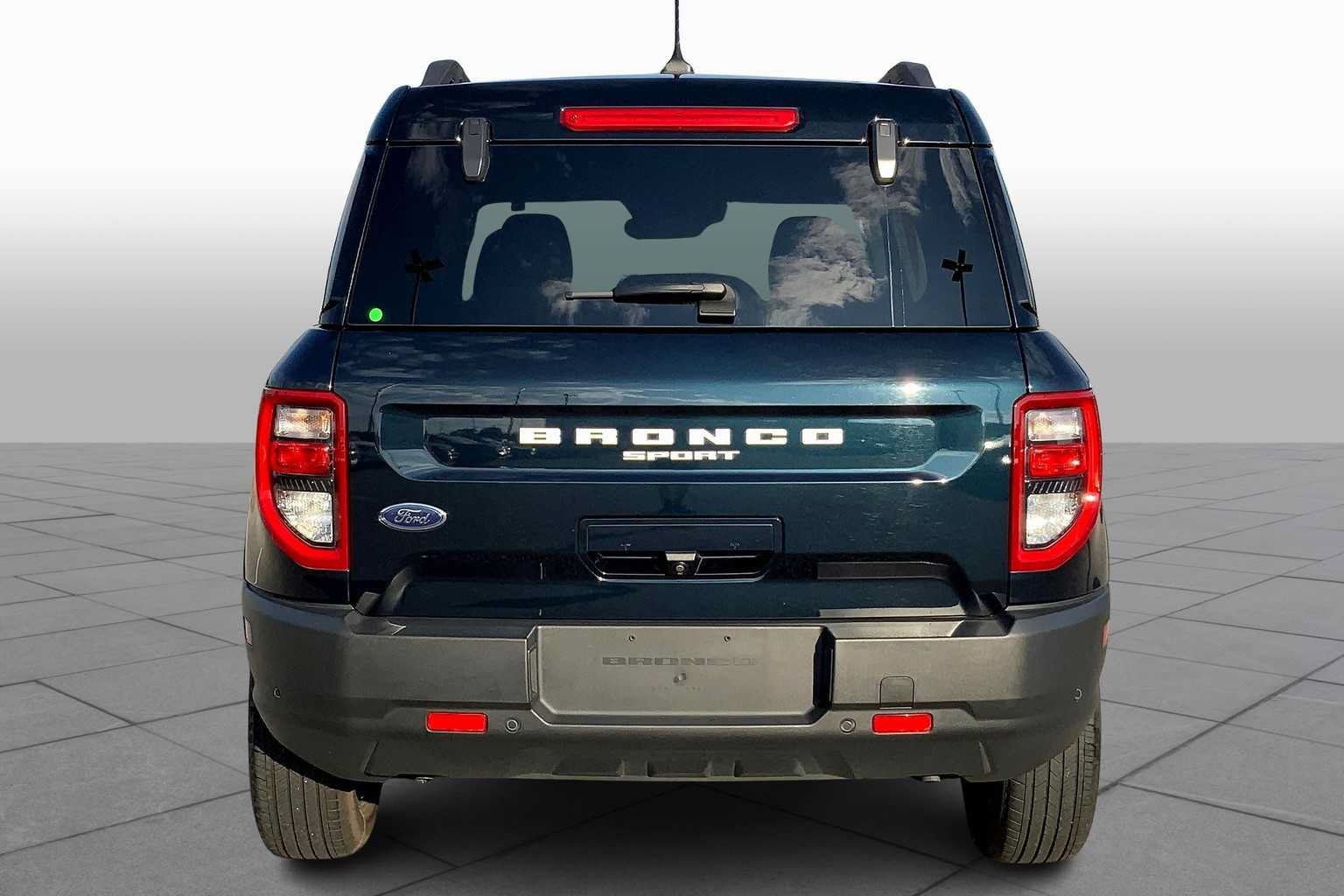 Certified 2022 Ford Bronco Sport Outer Banks AWD/4WD image 4