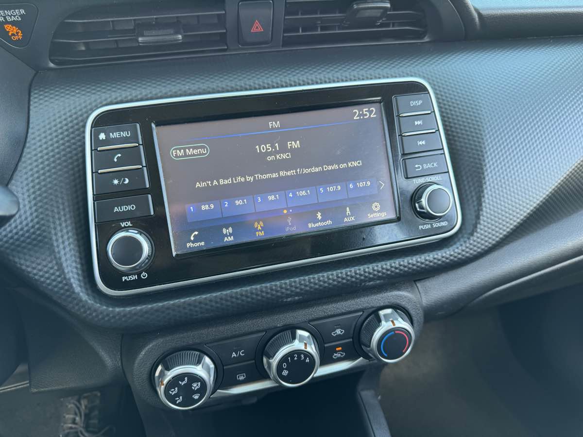 Used 2021 Nissan Kicks S FWD image 26